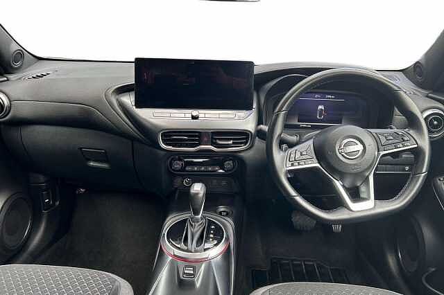 Nissan JUKE 1.0 DiG-T N-Connecta 5dr DCT