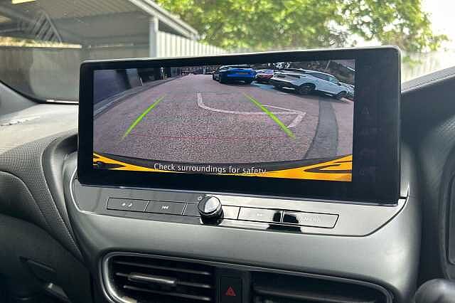 Nissan JUKE 1.0 DiG-T N-Connecta 5dr DCT