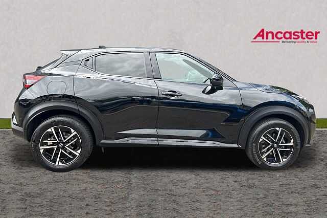 Nissan JUKE 1.0 DiG-T N-Connecta 5dr DCT