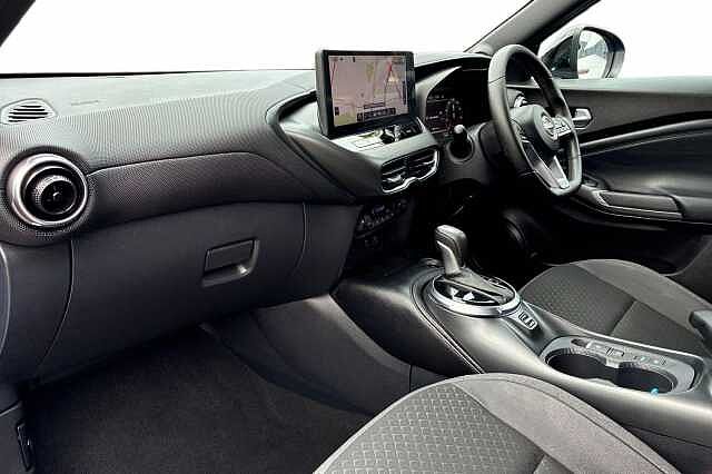 Nissan JUKE 1.6 Hybrid N-Connecta 5dr Auto