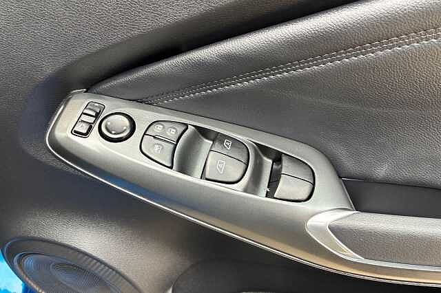 Nissan JUKE 1.6 Hybrid N-Connecta 5dr Auto