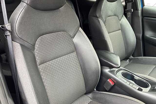 Nissan JUKE 1.6 Hybrid N-Connecta 5dr Auto