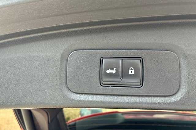 Nissan QASHQAI 1.3 DiG-T MH 158 Tekna 5dr Xtronic