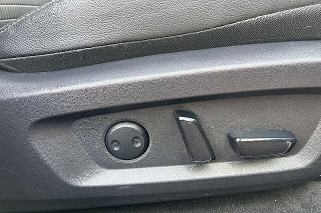 Nissan QASHQAI 1.3 DiG-T MH 158 Tekna 5dr Xtronic