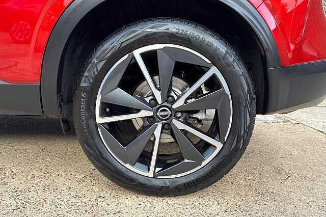 Nissan QASHQAI 1.3 DiG-T MH 158 Tekna 5dr Xtronic