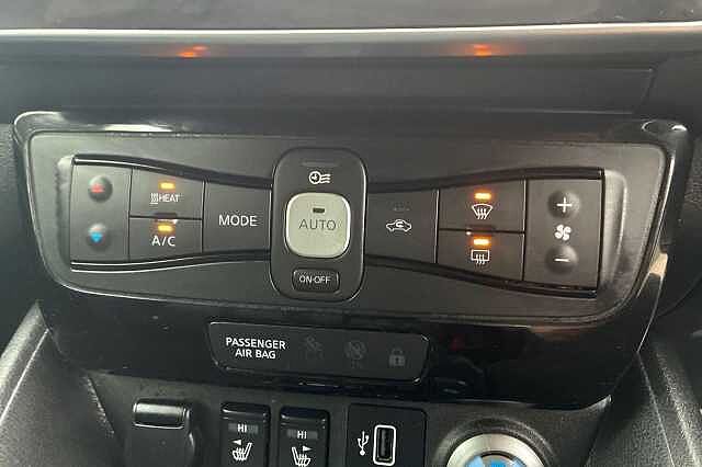 Nissan LEAF 110kW Tekna 40kWh 5dr Auto