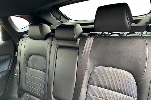 Nissan QASHQAI 1.3 DiG-T MH 158 Tekna 5dr Xtronic