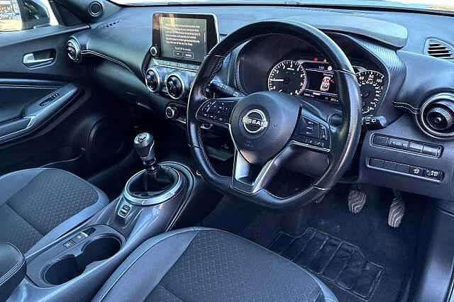 Nissan JUKE 1.0 DiG-T 114 N-Connecta 5dr