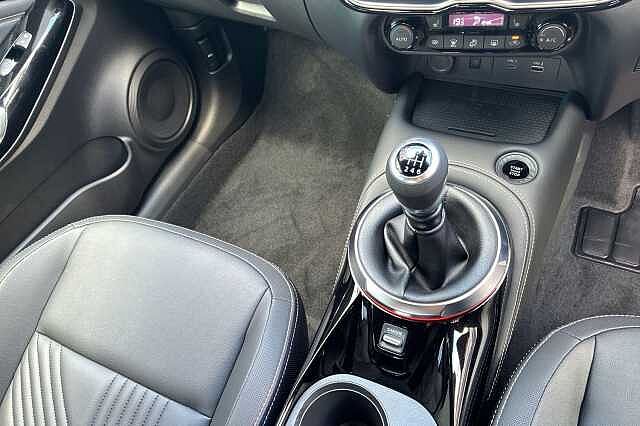 Nissan JUKE 1.0 DiG-T Tekna 5dr