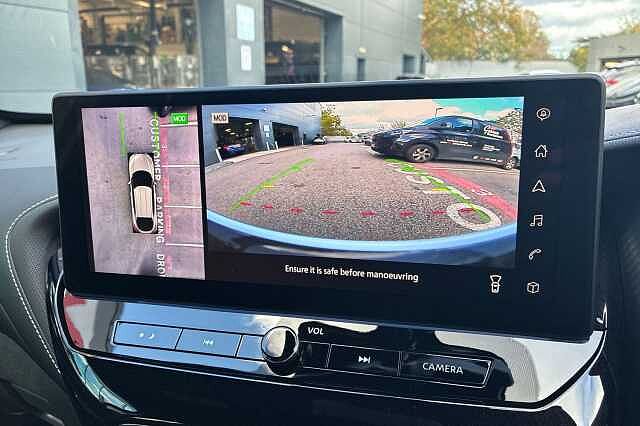 Nissan JUKE 1.0 DiG-T Tekna 5dr