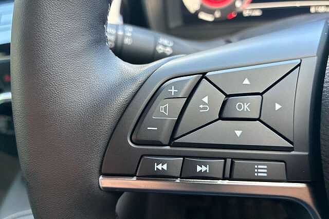 Nissan JUKE 1.0 DiG-T Tekna 5dr