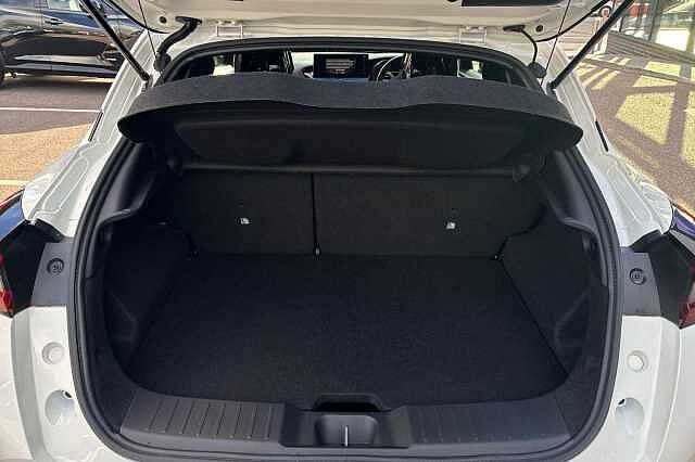 Nissan JUKE 1.0 DiG-T Tekna 5dr