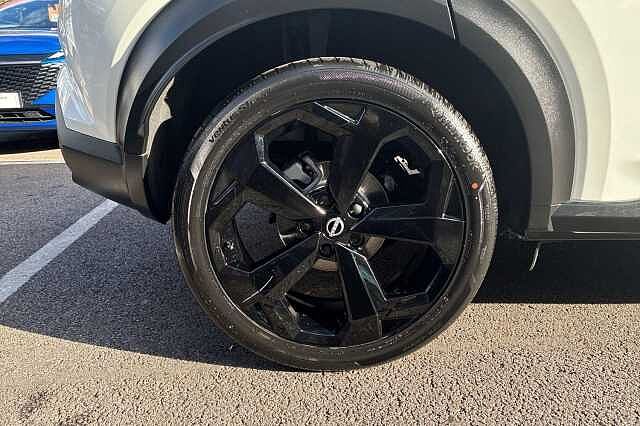 Nissan JUKE 1.0 DiG-T Tekna 5dr