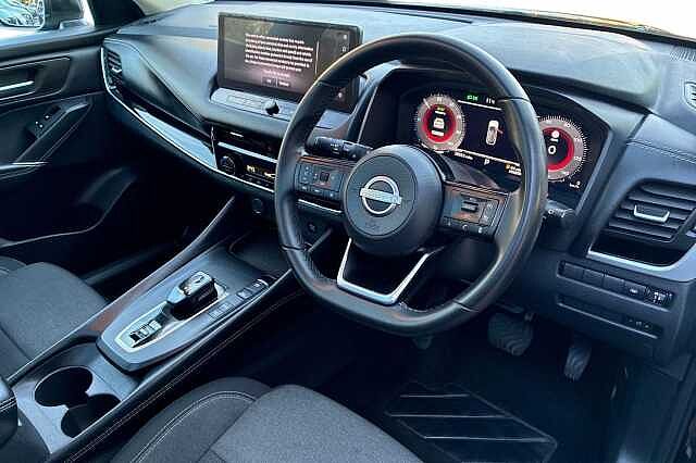 Nissan QASHQAI 1.5 E-Power N-Connecta [Glass Roof] 5dr Auto