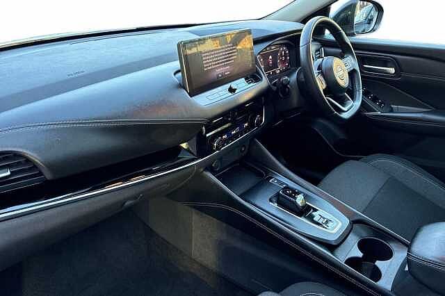 Nissan QASHQAI 1.5 E-Power N-Connecta [Glass Roof] 5dr Auto