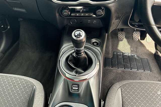 Nissan JUKE 1.0 DiG-T N-Connecta 5dr