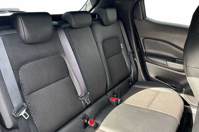 Nissan JUKE 1.0 DiG-T N-Connecta 5dr