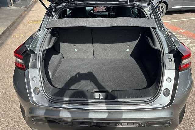 Nissan JUKE 1.0 DiG-T N-Connecta 5dr