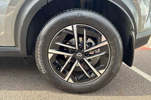 Nissan JUKE 1.0 DiG-T N-Connecta 5dr