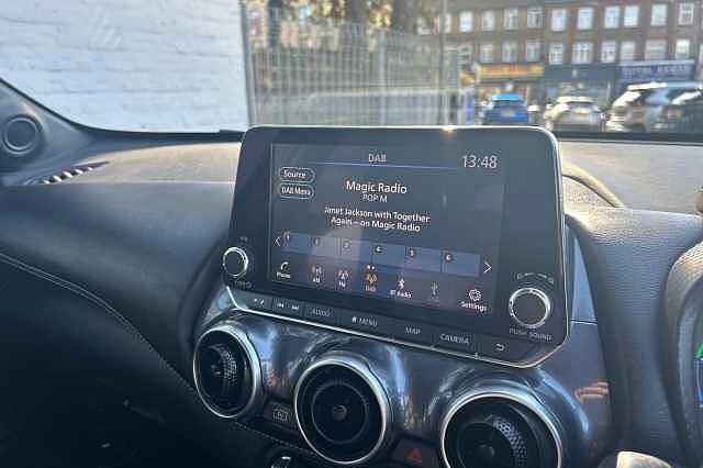 Nissan JUKE 1.6 Hybrid Tekna 5dr Auto