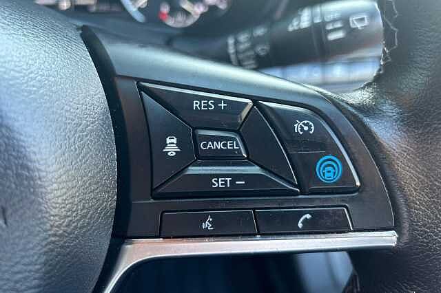 Nissan JUKE 1.6 Hybrid Tekna 5dr Auto