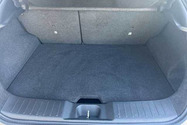 Nissan JUKE 1.6 Hybrid Tekna 5dr Auto