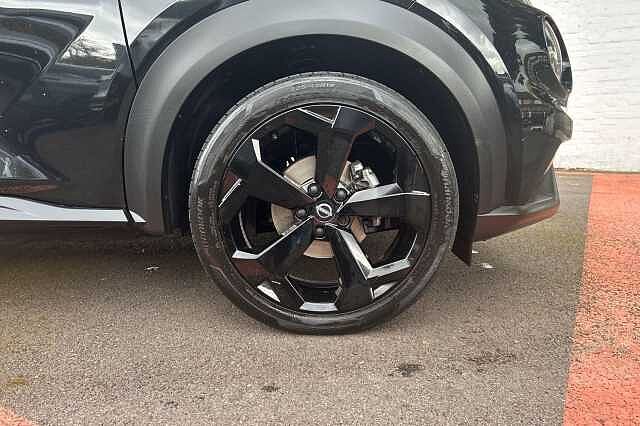 Nissan JUKE 1.0 DiG-T Tekna 5dr DCT