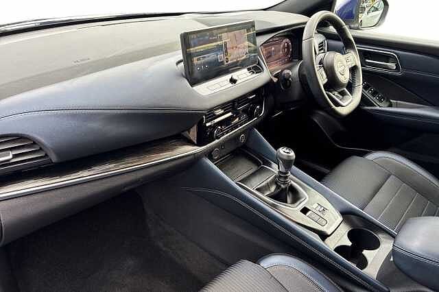 Nissan QASHQAI 1.3 DiG-T MH Tekna 5dr