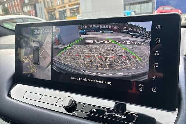 Nissan QASHQAI 1.3 DiG-T MH Tekna 5dr