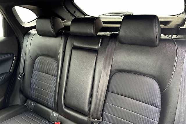 Nissan QASHQAI 1.3 DiG-T MH Tekna 5dr