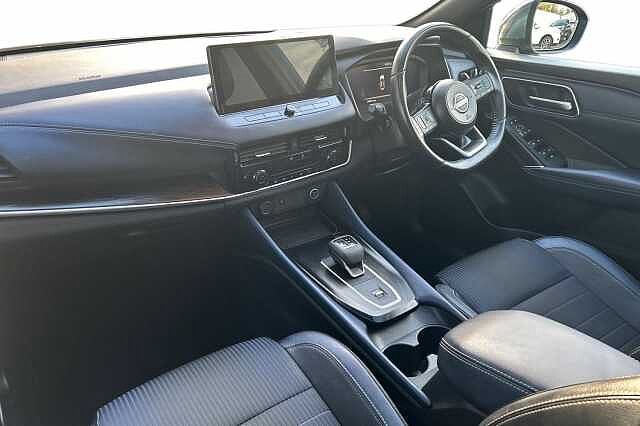 Nissan QASHQAI 1.3 DiG-T MH 158 Tekna 5dr Xtronic