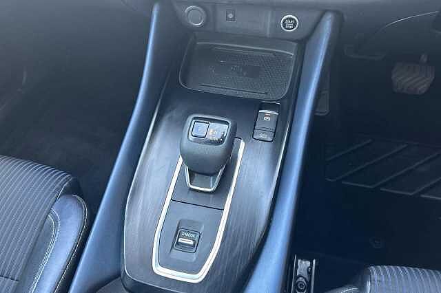 Nissan QASHQAI 1.3 DiG-T MH 158 Tekna 5dr Xtronic