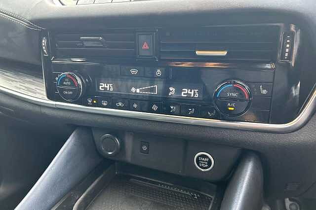 Nissan QASHQAI 1.3 DiG-T MH 158 Tekna+ 5dr Xtronic