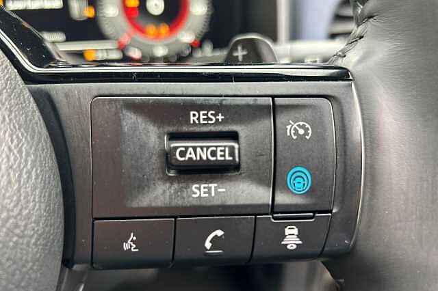 Nissan QASHQAI 1.3 DiG-T MH 158 Tekna+ 5dr Xtronic