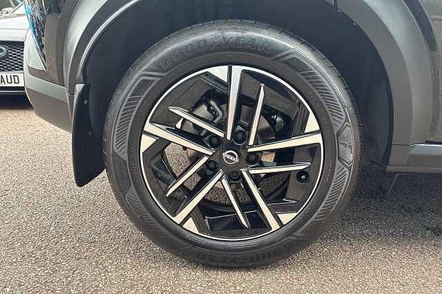 Nissan JUKE 1.6 Hybrid N-Connecta 5dr Auto