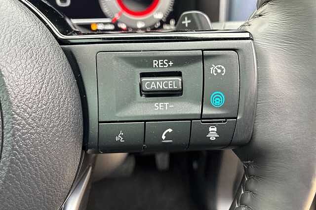 Nissan QASHQAI 1.3 DiG-T MH 158 Tekna 5dr Xtronic