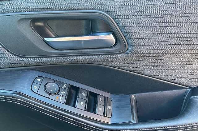 Nissan X-TRAIL 1.5 E-Power E-4orce 213 N-Connecta 5dr 7Seat Auto