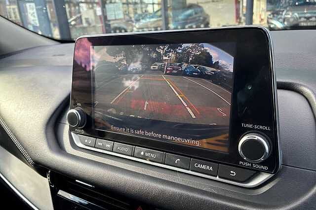 Nissan QASHQAI 1.3 DiG-T MH 158 Acenta Premium 5dr Xtronic