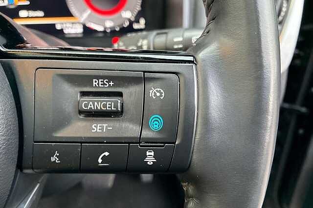 Nissan QASHQAI 1.5 E-Power Kuro Edition [Tech Assist] 5dr Auto
