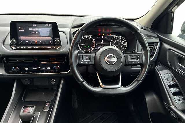 Nissan QASHQAI 1.3 DiG-T MH 158 Acenta Premium 5dr Xtronic