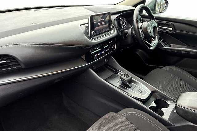 Nissan QASHQAI 1.3 DiG-T MH 158 Acenta Premium 5dr Xtronic