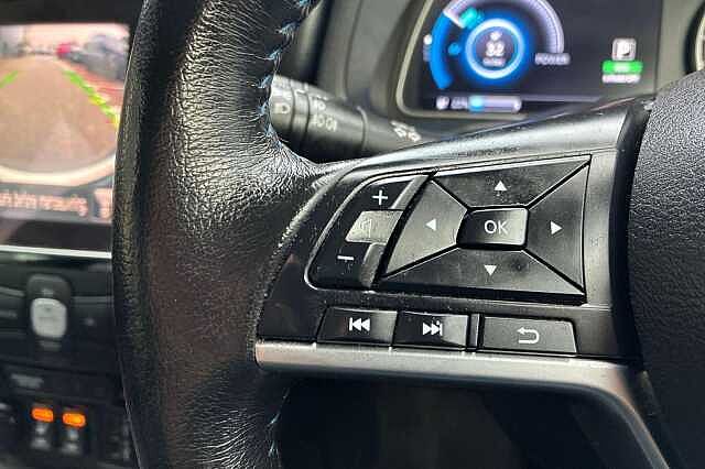 Nissan LEAF 110kW N-Connecta 40kWh 5dr Auto